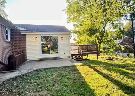 231 Howard Avenue Waynesboro VA 22980