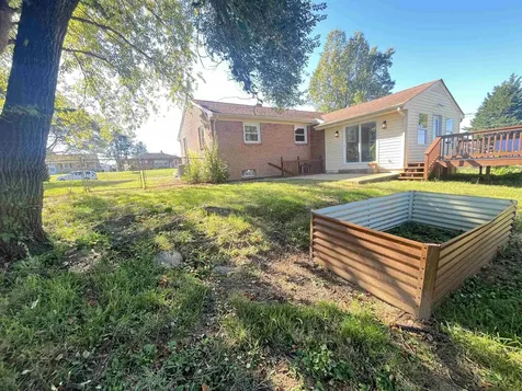 231 Howard Avenue Waynesboro VA 22980