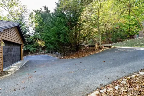 304 Turkey Drive Mcgaheysville VA 22840