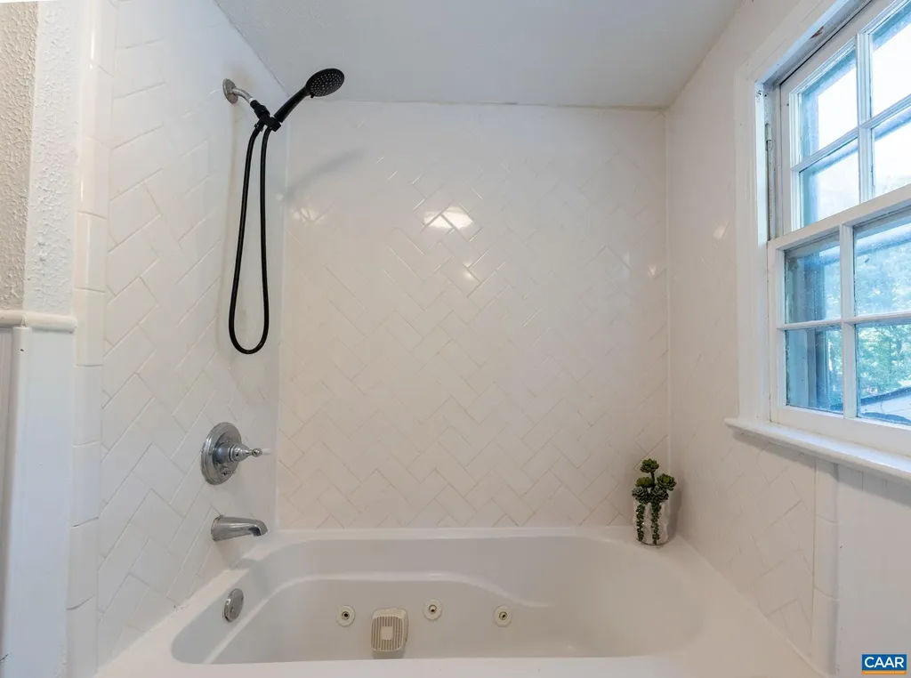 2514 Taylors Gap Road North Garden VA 22959