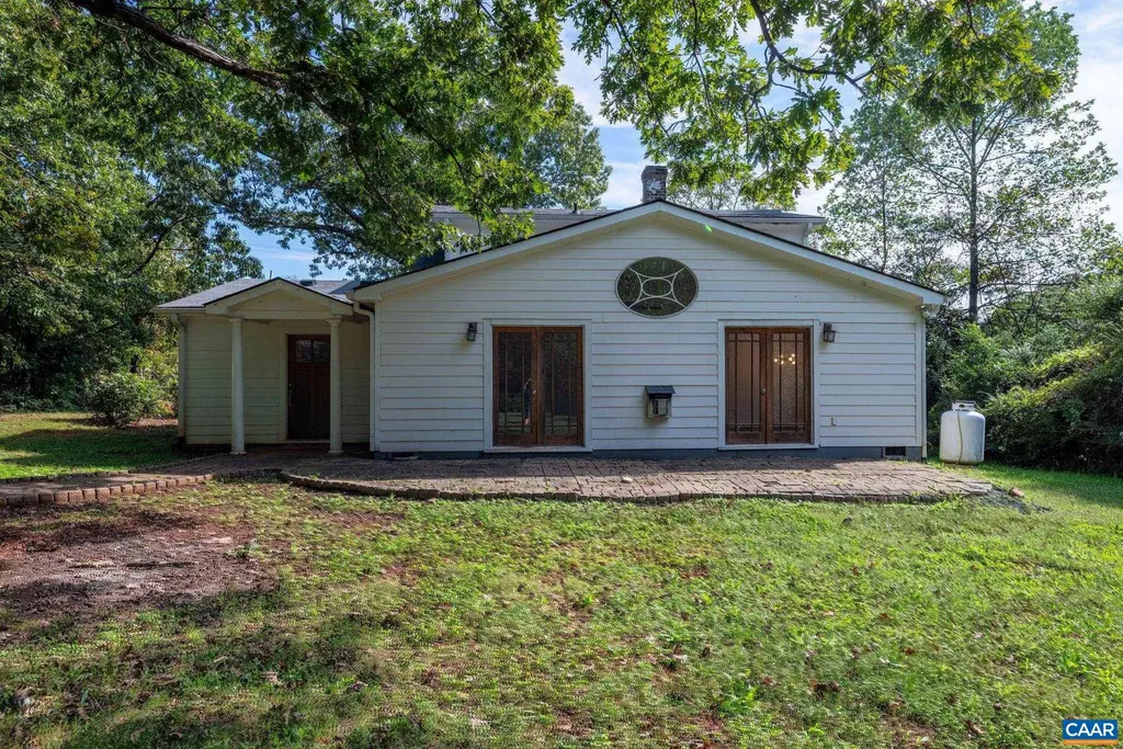 2514 Taylors Gap Road North Garden VA 22959