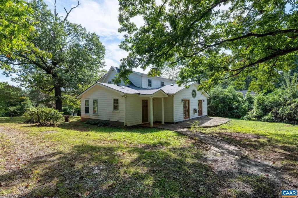 2514 Taylors Gap Road North Garden VA 22959