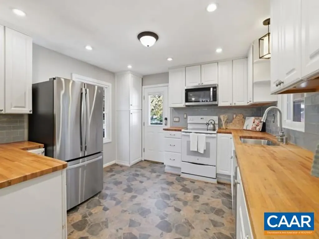 611 Shamrock Road Charlottesville VA 22903