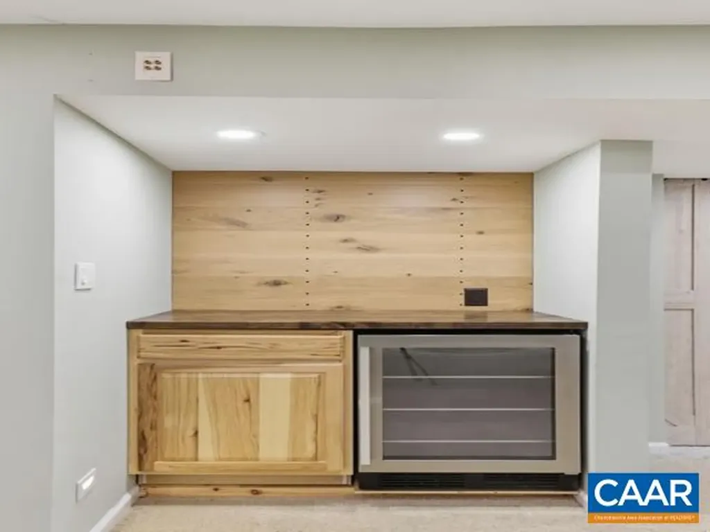 611 Shamrock Road Charlottesville VA 22903