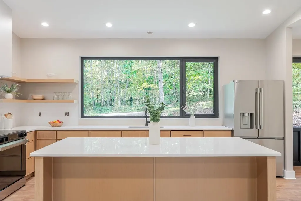 209 Beaver Road Basye VA 22810