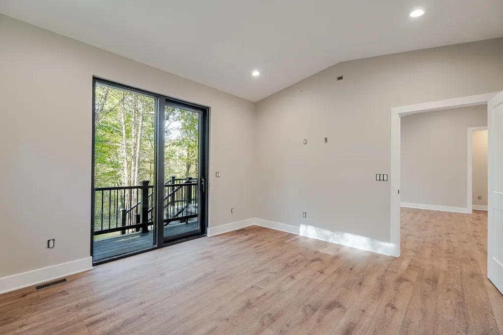 209 Beaver Road Basye VA 22810