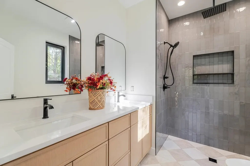 209 Beaver Road Basye VA 22810