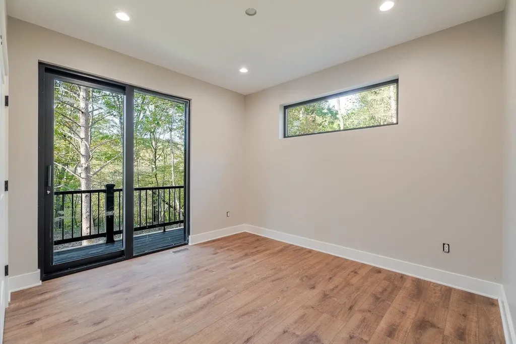 209 Beaver Road Basye VA 22810