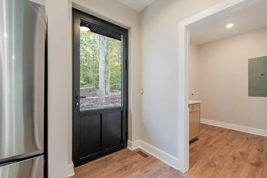 209 Beaver Road Basye VA 22810