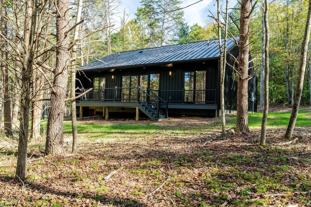 209 Beaver Road Basye VA 22810