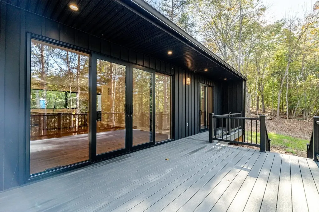 209 Beaver Road Basye VA 22810