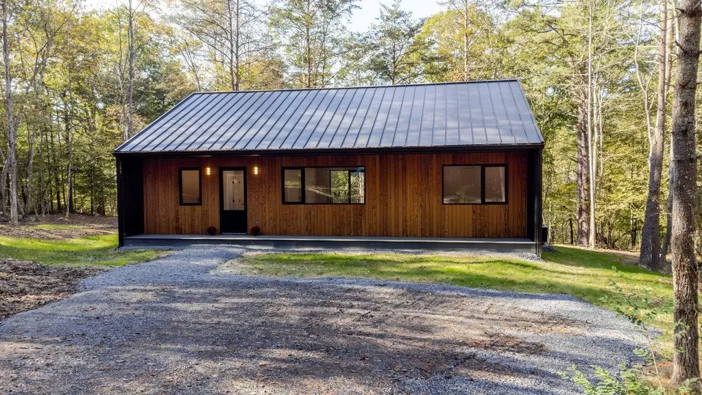 209 Beaver Road Basye VA 22810