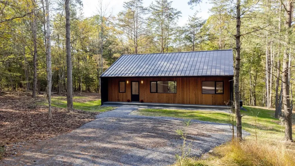 209 Beaver Road Basye VA 22810