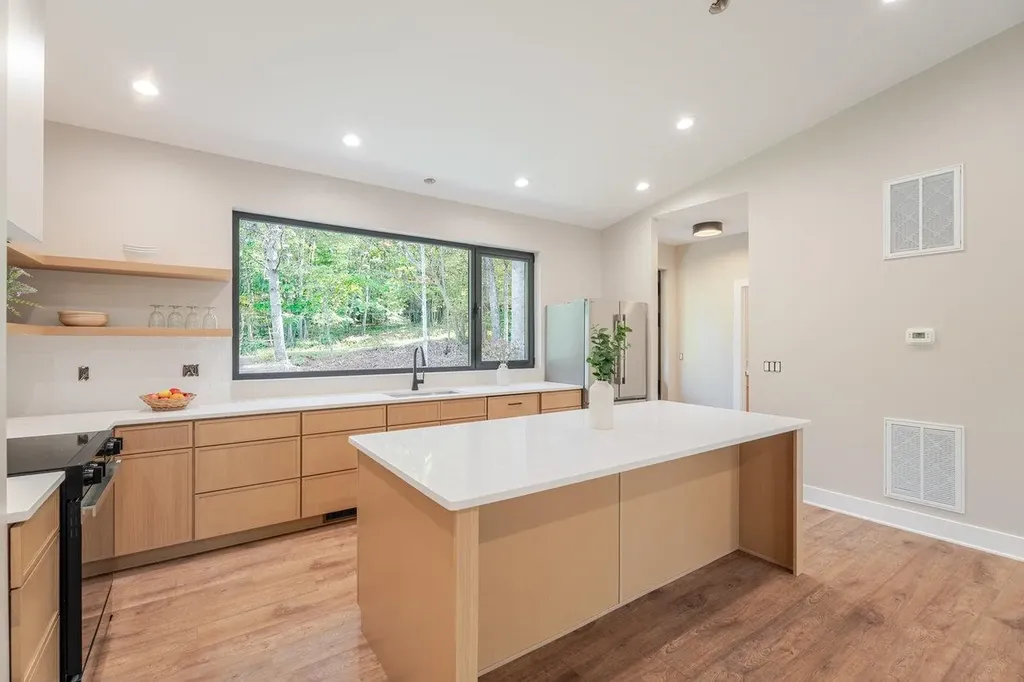 209 Beaver Road Basye VA 22810