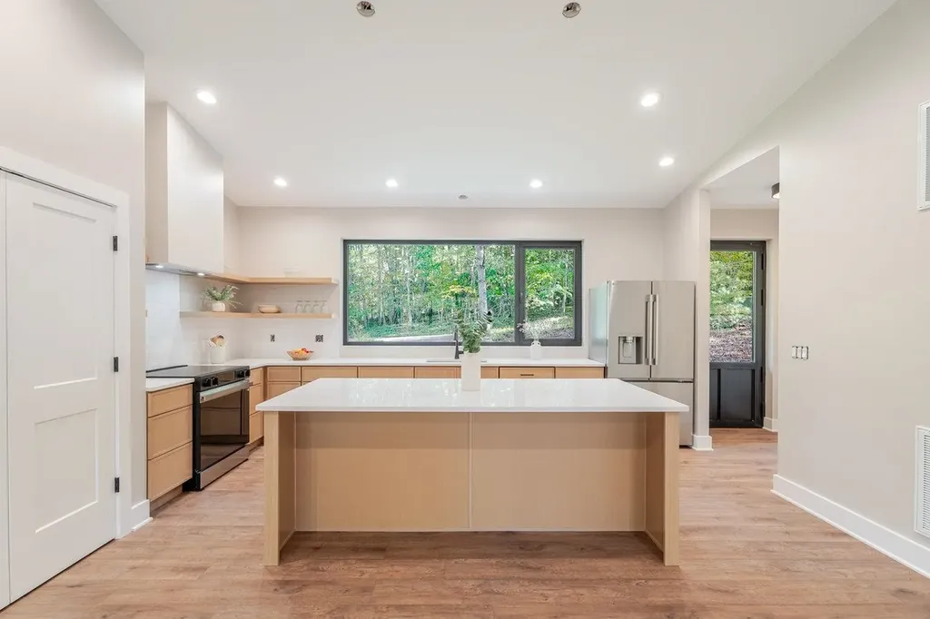 209 Beaver Road Basye VA 22810