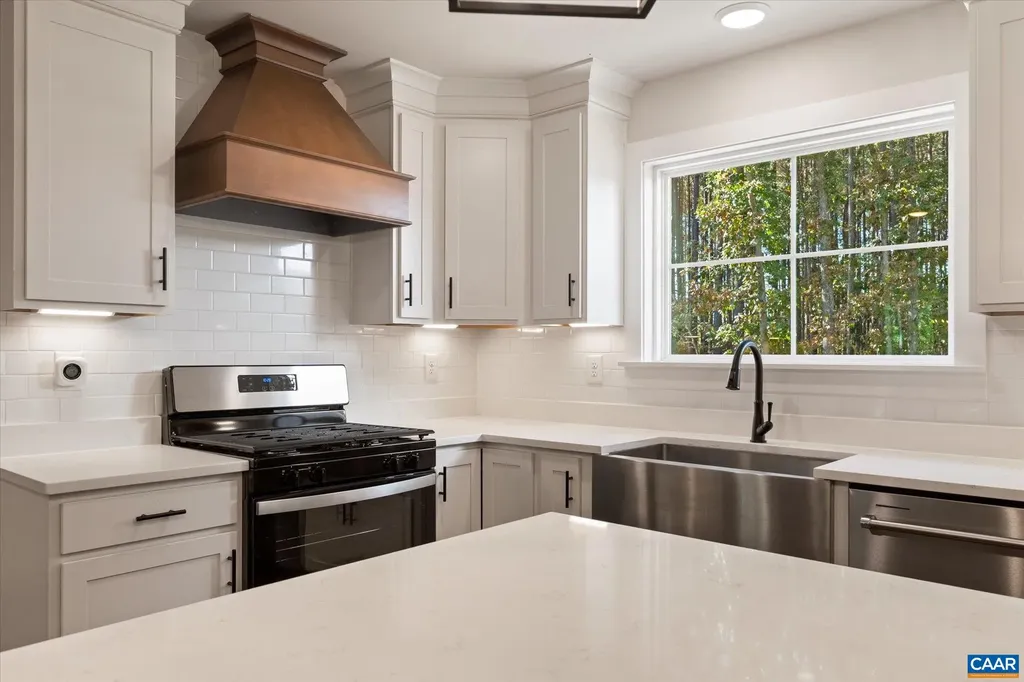 25 Bowlers Mill Run Gordonsville VA 22942