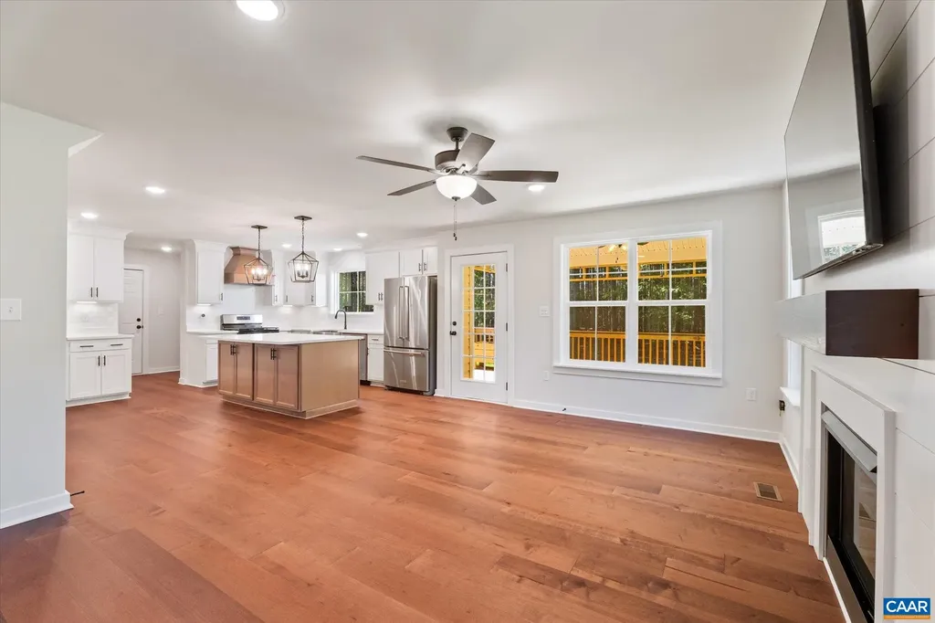 25 Bowlers Mill Run Gordonsville VA 22942