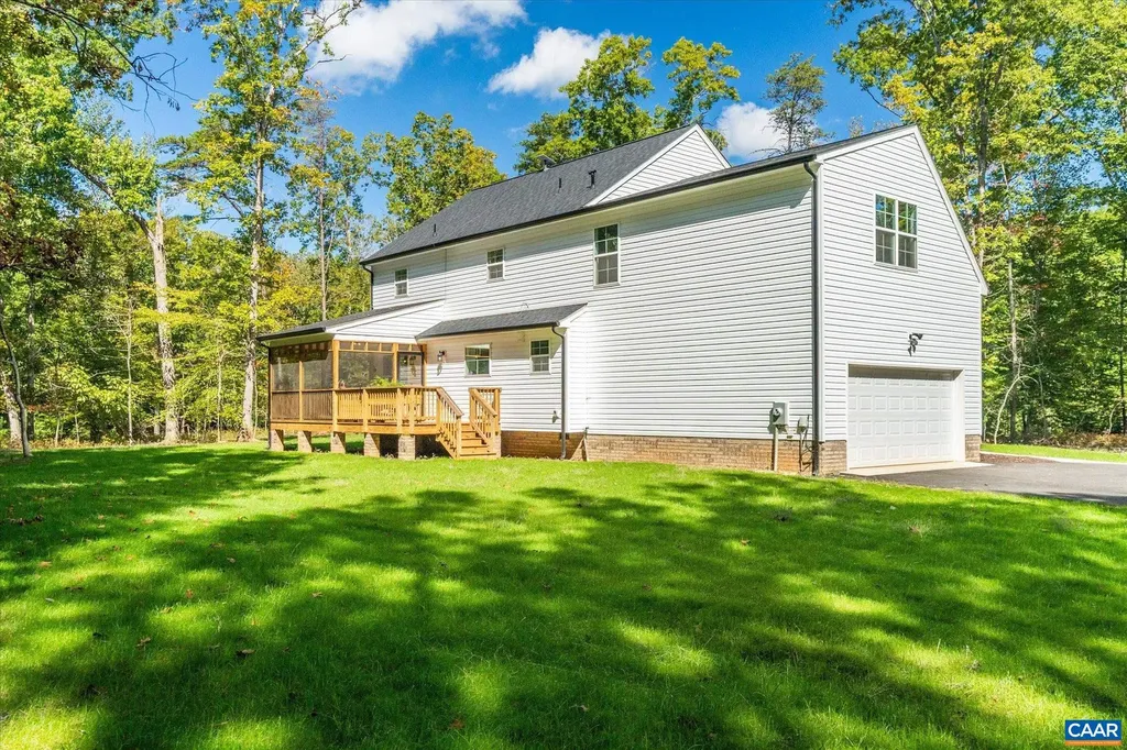 25 Bowlers Mill Run Gordonsville VA 22942