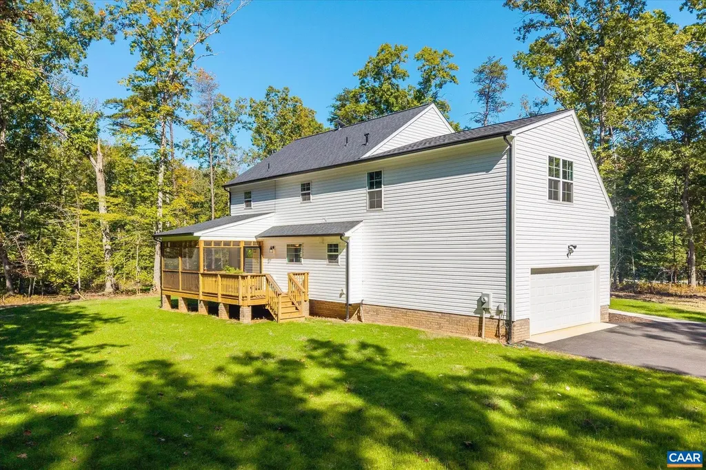 25 Bowlers Mill Run Gordonsville VA 22942