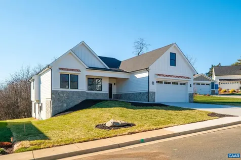 2524 Belvue Road Waynesboro VA 22980