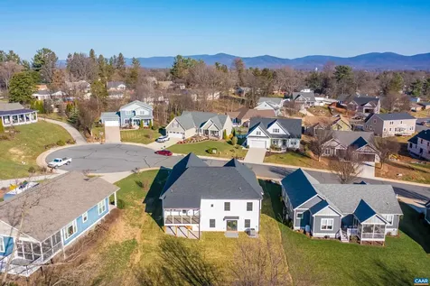 2524 Belvue Road Waynesboro VA 22980