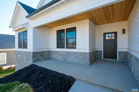 2524 Belvue Road Waynesboro VA 22980