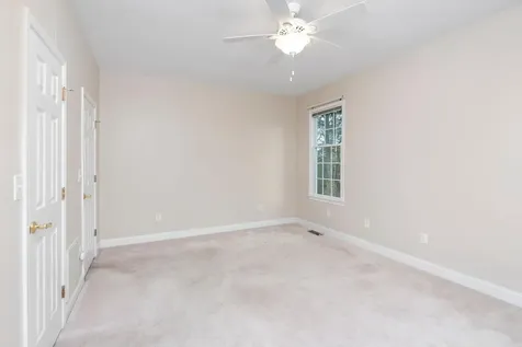 112 Kings Court Waynesboro VA 22980