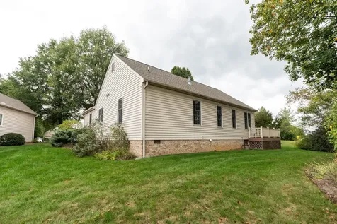 112 Kings Court Waynesboro VA 22980