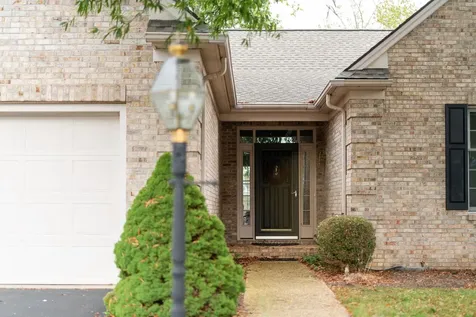 112 Kings Court Waynesboro VA 22980
