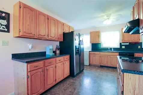 2056 Knightly Mill Road Fort Defiance VA 24437