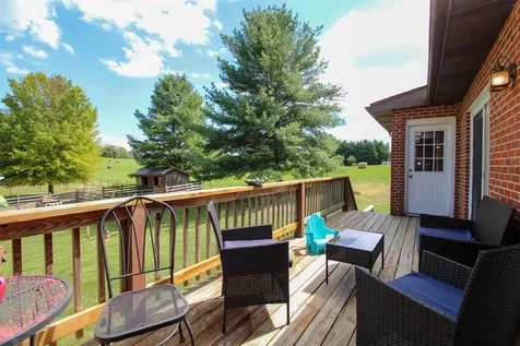2056 Knightly Mill Road Fort Defiance VA 24437