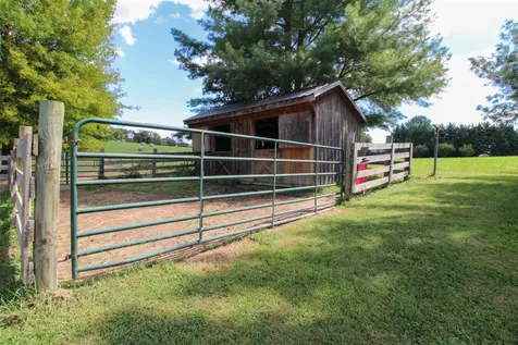 2056 Knightly Mill Road Fort Defiance VA 24437