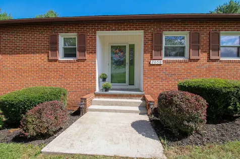 2056 Knightly Mill Road Fort Defiance VA 24437