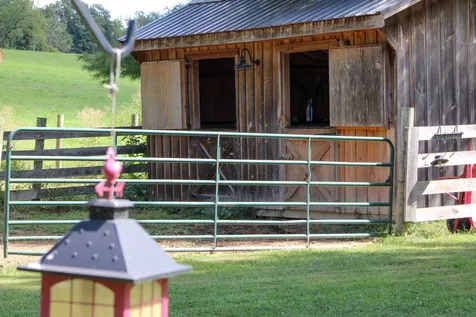 2056 Knightly Mill Road Fort Defiance VA 24437
