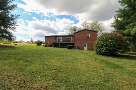 2056 Knightly Mill Road Fort Defiance VA 24437