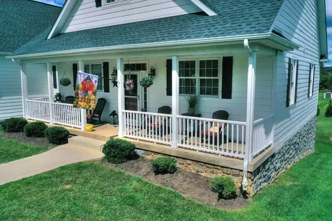 454 Guthrie Road Stuarts Draft VA 24477