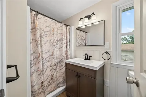 524 B Street Staunton VA 24401
