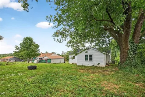 524 B Street Staunton VA 24401