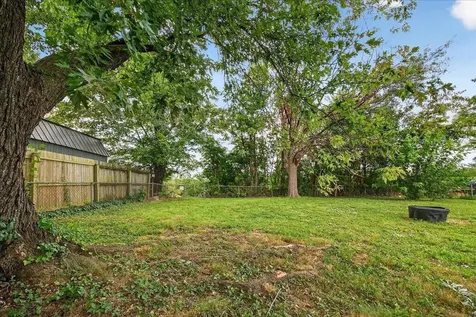 524 B Street Staunton VA 24401