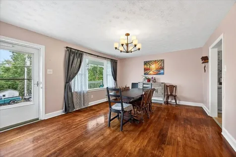 524 B Street Staunton VA 24401