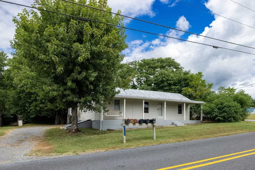 17801 Red Brush Road Elkton VA 22827