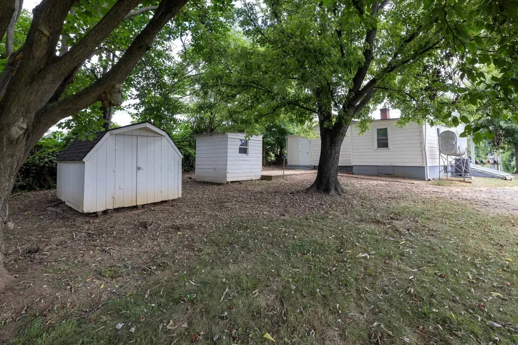 17801 Red Brush Road Elkton VA 22827