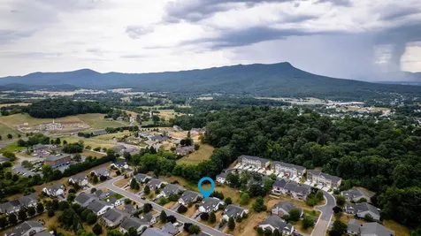 430 Silver Oaks Drive Rockingham VA 22801