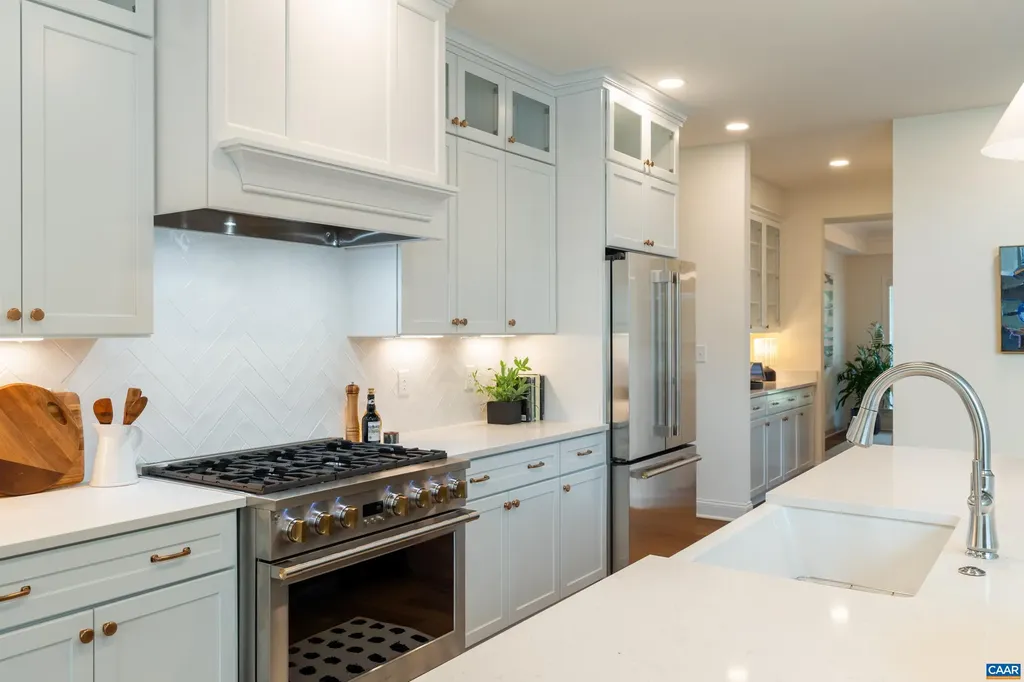 240 Campbell Road Keswick VA 22947