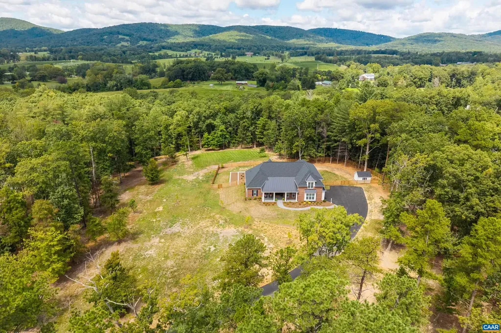 240 Campbell Road Keswick VA 22947