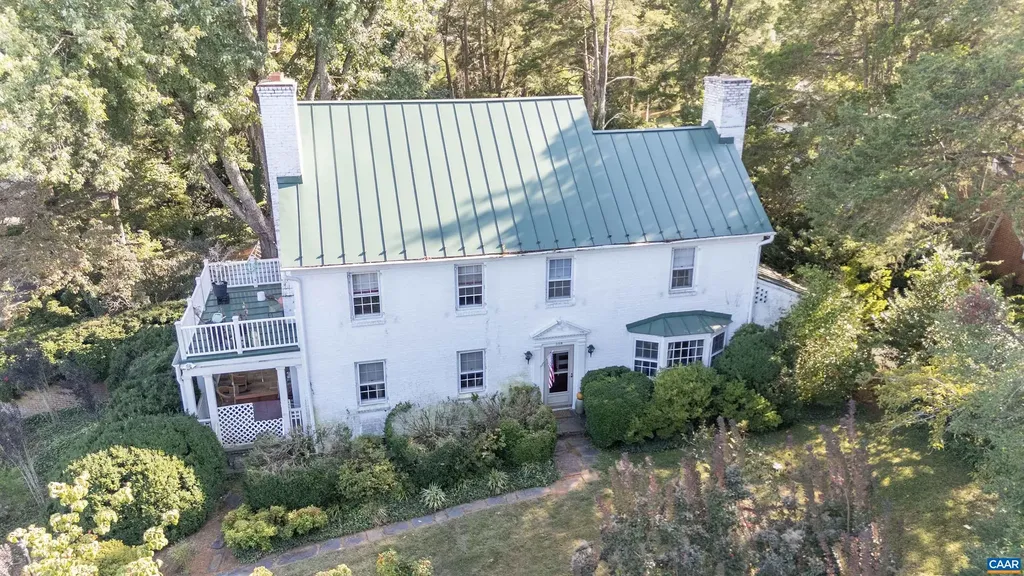 358 Main Street 10 1/2 Street E Orange VA 22960