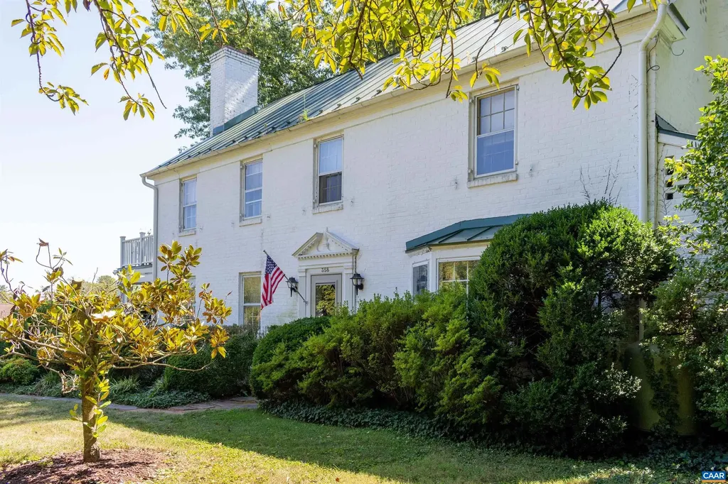 358 Main Street 10 1/2 Street E Orange VA 22960