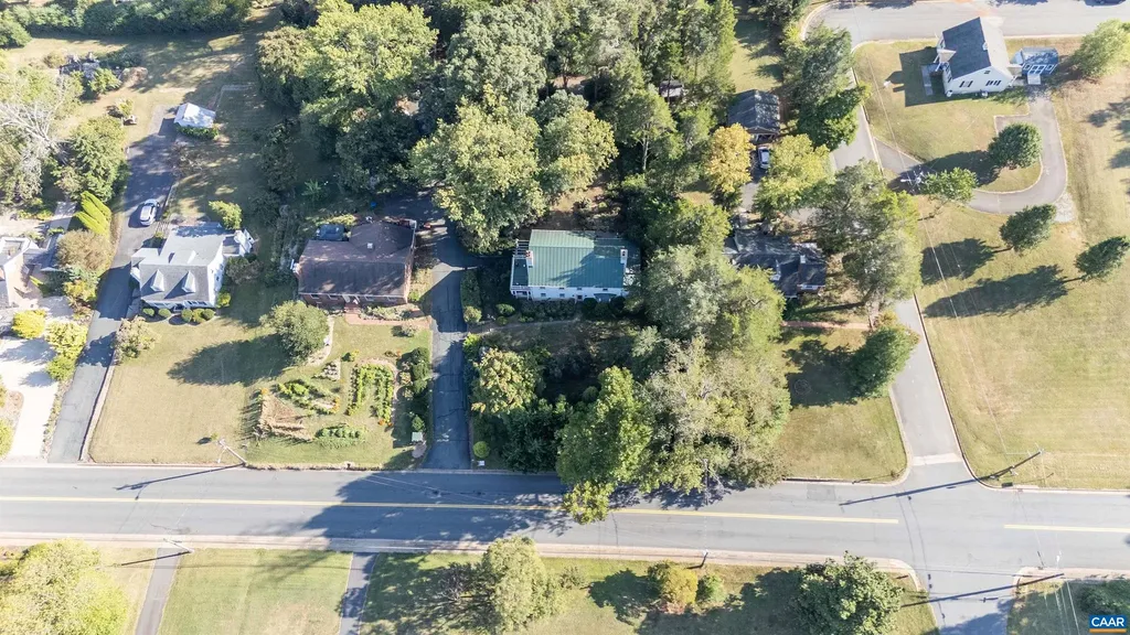 358 Main Street 10 1/2 Street E Orange VA 22960