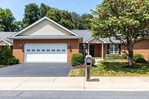 118 Red Oak Drive Staunton VA 24401