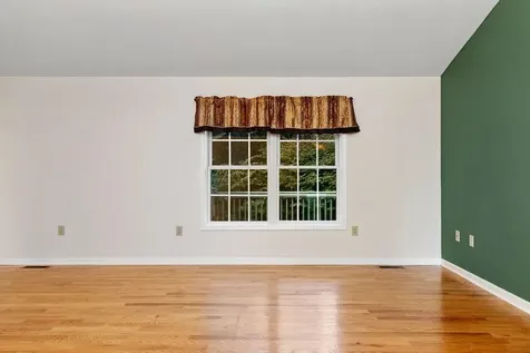 118 Red Oak Drive Staunton VA 24401
